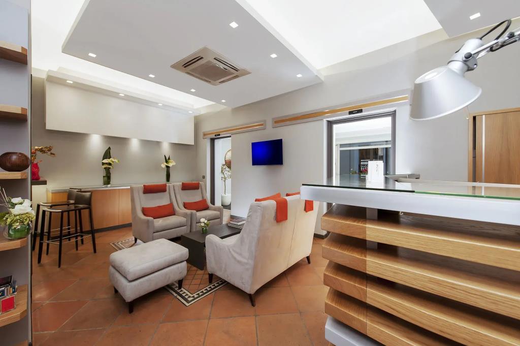 Daphne Luxury Suites 0*