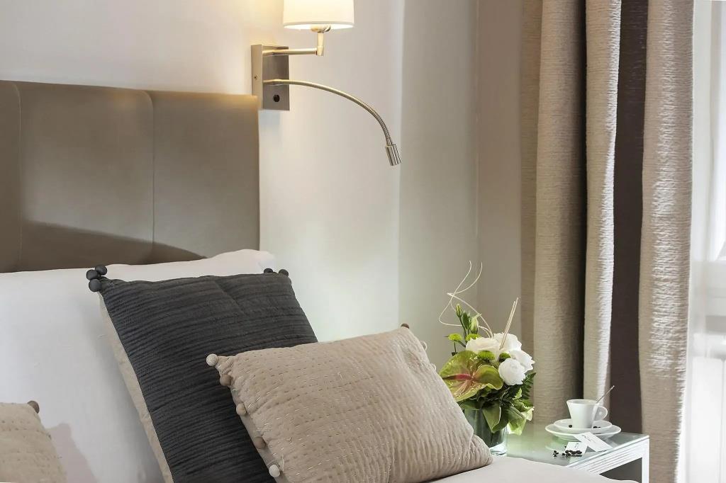 Daphne Luxury Suites 0*
