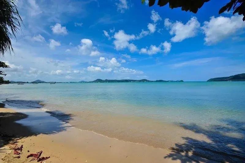 Chalong Beach Front Residence 2*