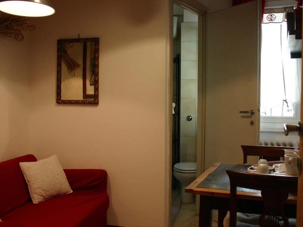 Le Fate Apartments 0*