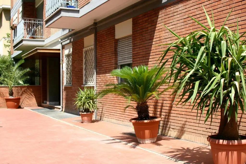 Le Fate Apartments 0*