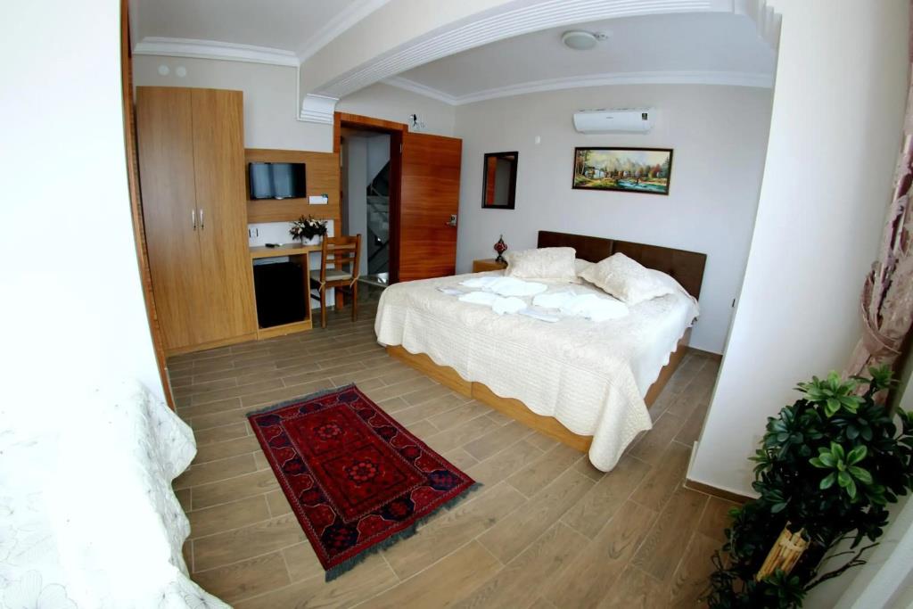 Selena Hotel 0*