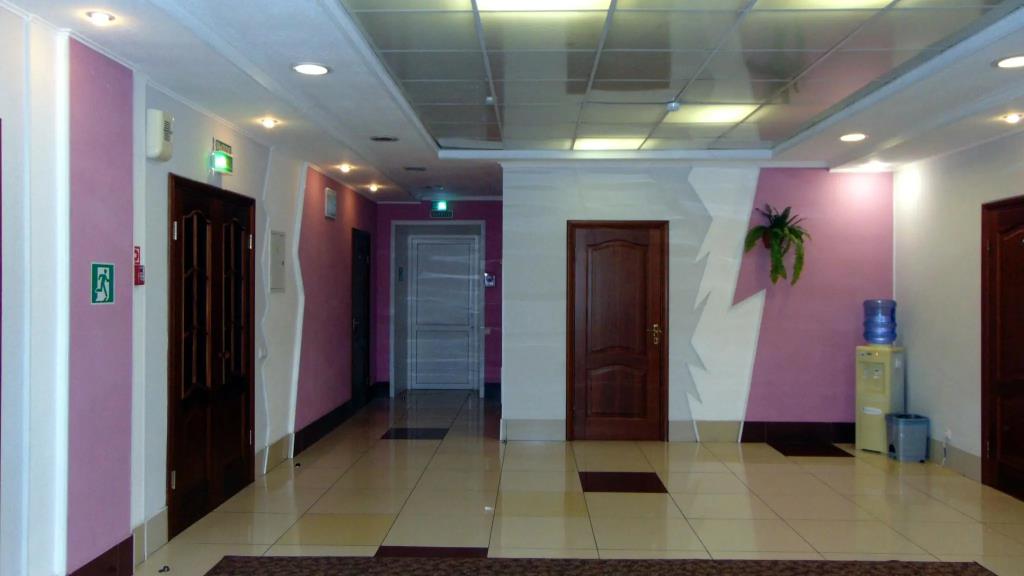 Shakhtyor Hotel 1*