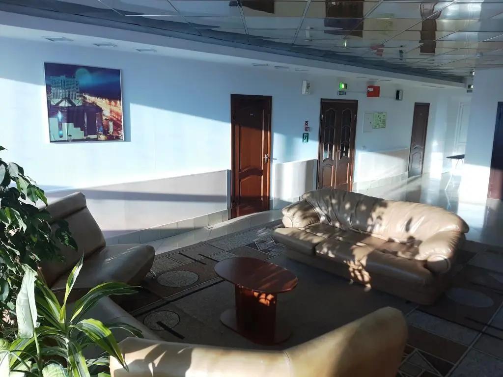Shakhtyor Hotel 1*
