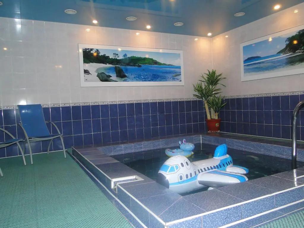 Shakhtyor Hotel 1*