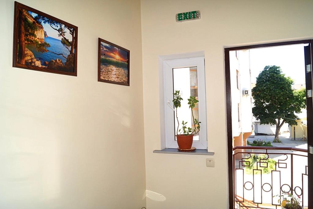 Laki Mini-Hotel 0*