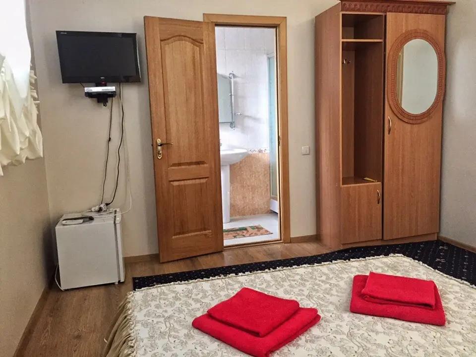 Laki Mini-Hotel 0*