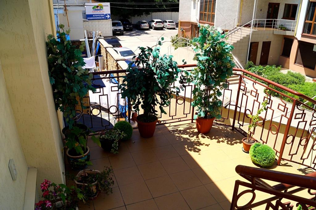 Laki Mini-Hotel 0*