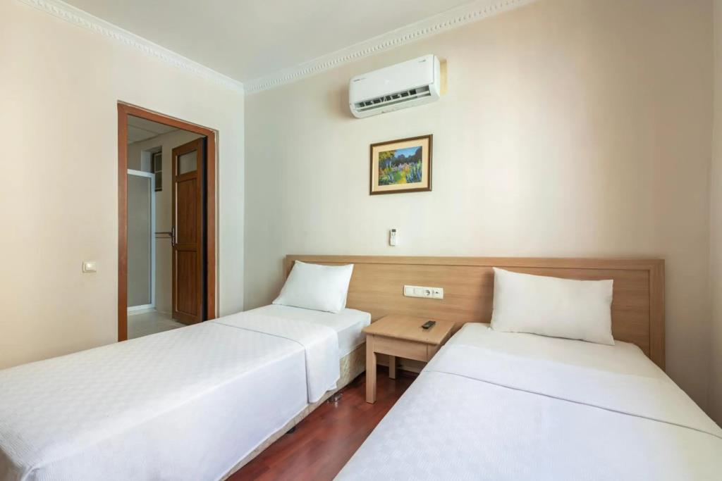 Sehir Hotel 0*