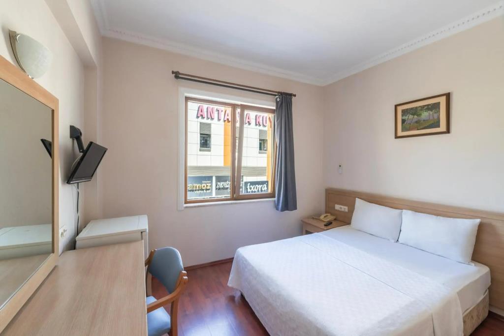 Sehir Hotel 0*