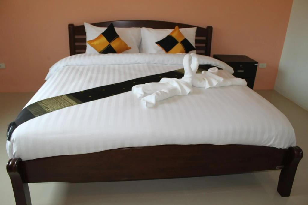 Maehaad Guesthouse 2*