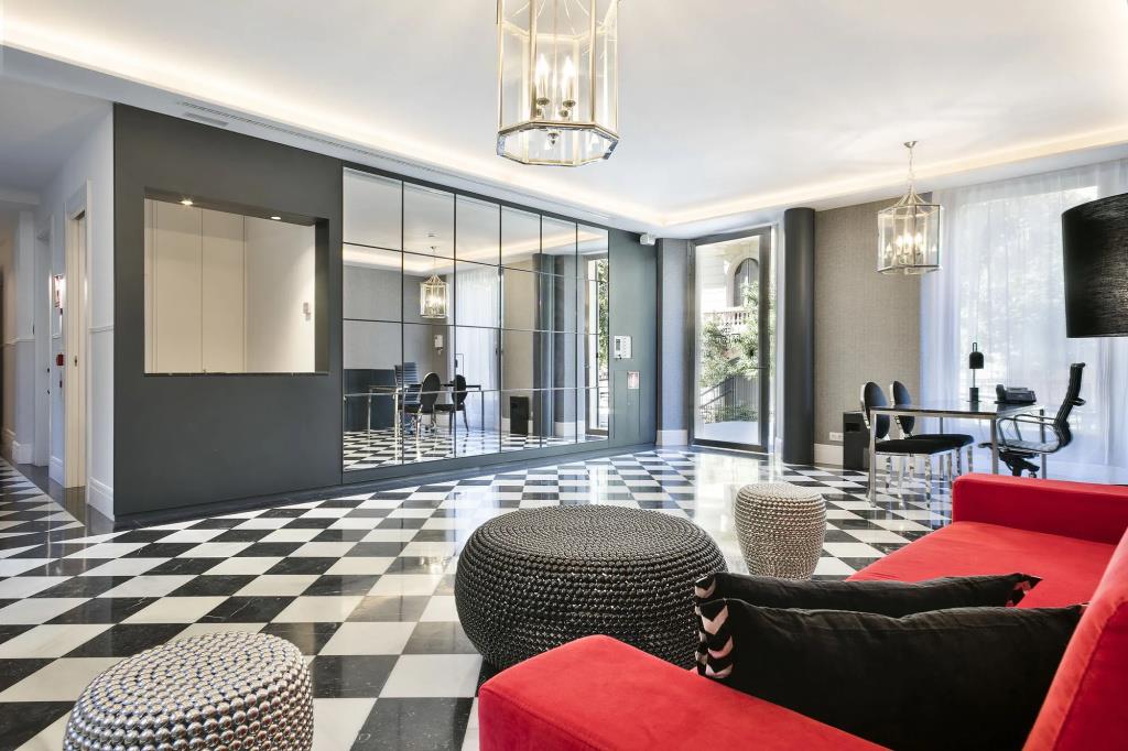 Murmuri Residence Mercader 0*