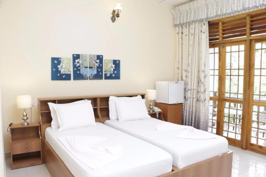 London Palace 3*