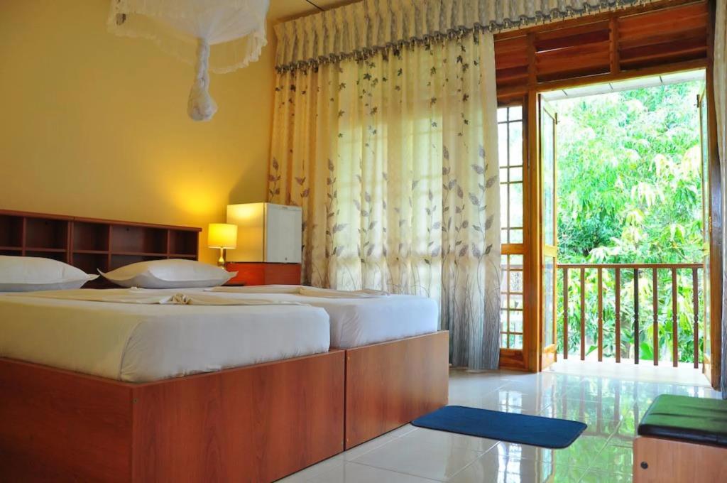 London Palace 3*