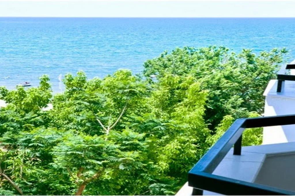 Golden Star Hotel 2*