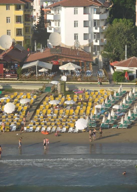 Golden Star Hotel 2*
