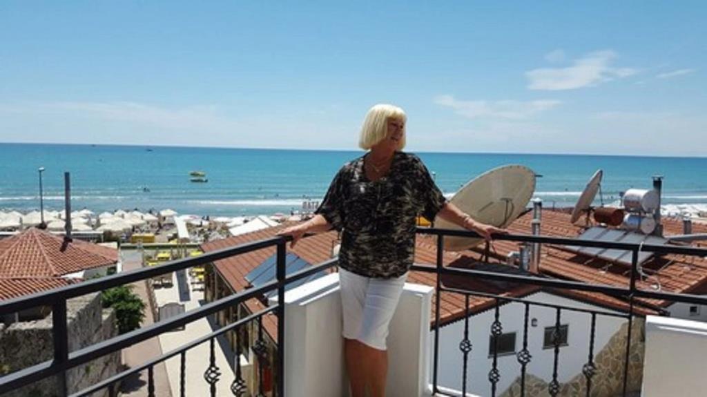 Golden Star Hotel 2*