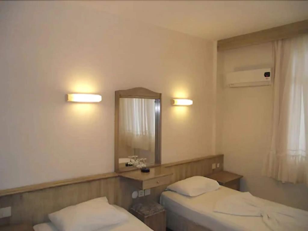 Golden Star Hotel 2*