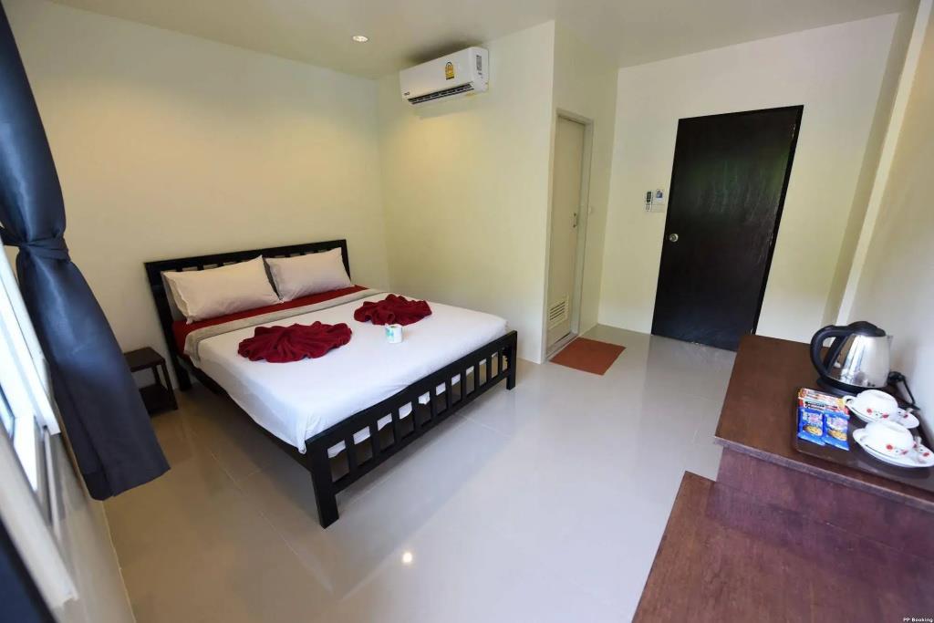 Kitty Guesthouse 2*