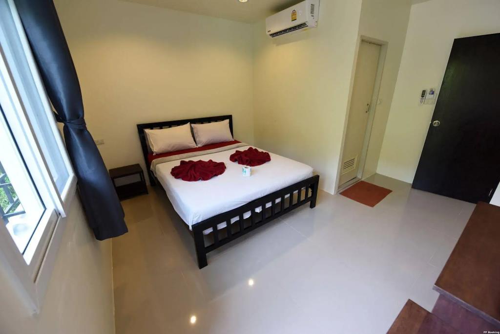 Kitty Guesthouse 2*