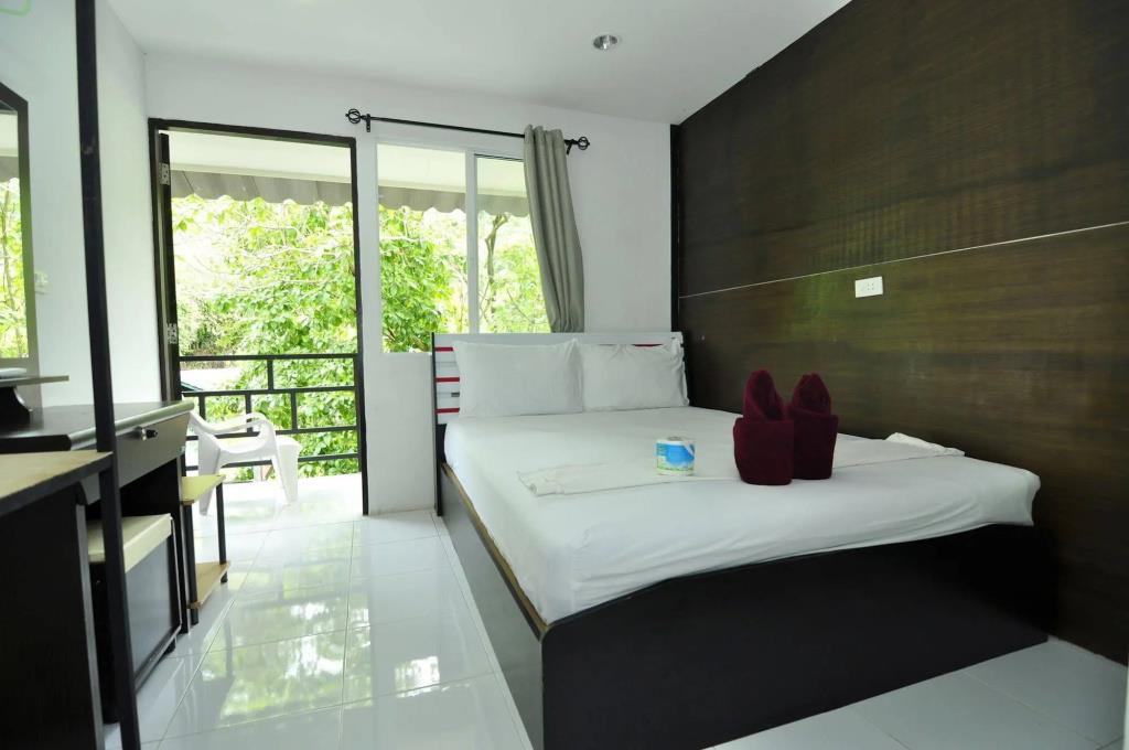 Kitty Guesthouse 2*
