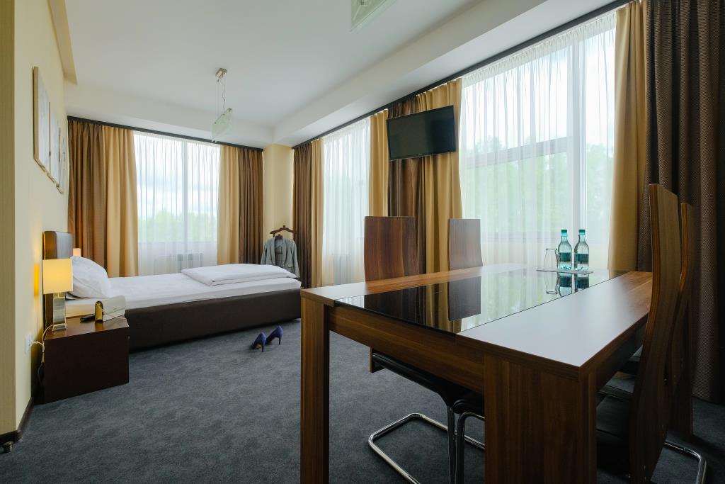 Skyline Hotel Tomsk Airport hotel 0*