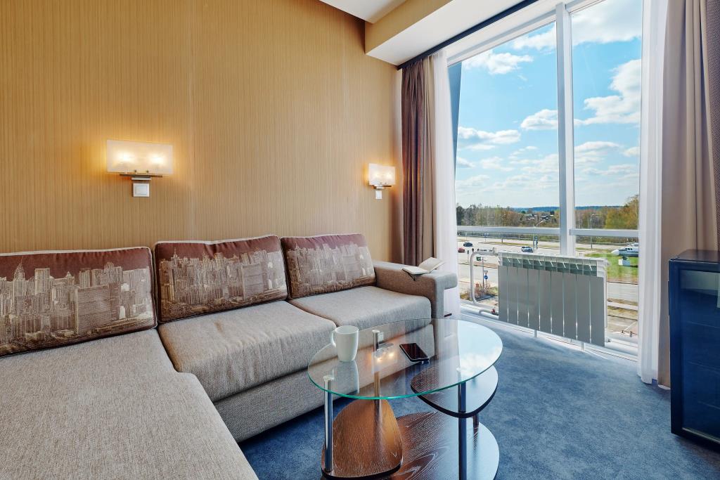 Skyline Hotel Tomsk Airport hotel 0*