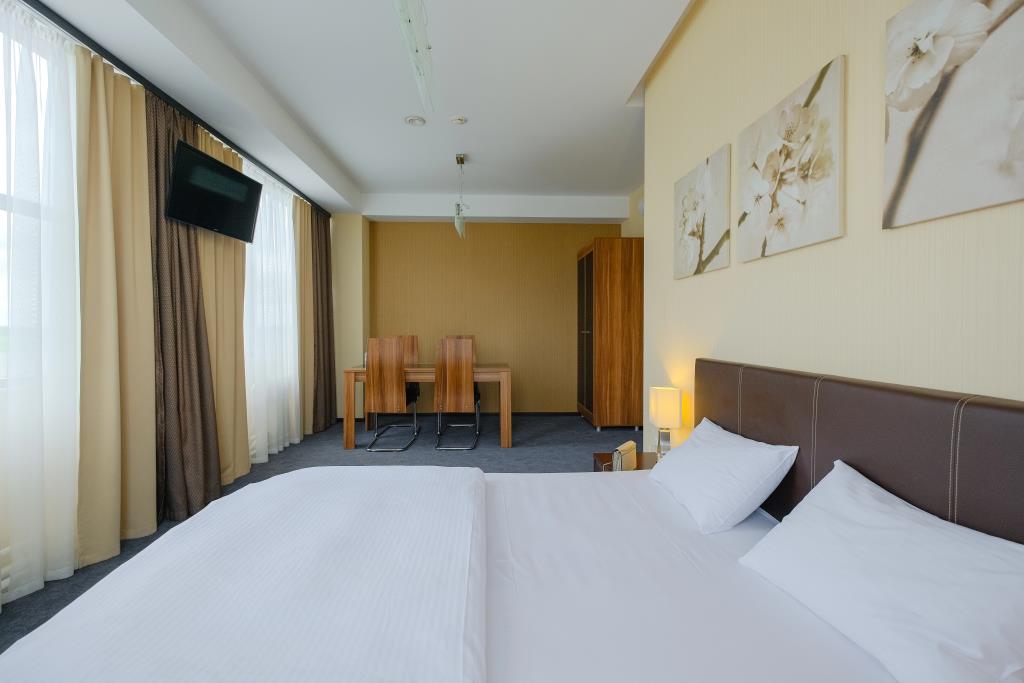 Skyline Hotel Tomsk Airport hotel 0*