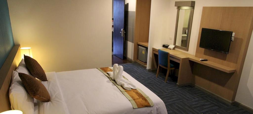 S Tara Grand Hotel 3*