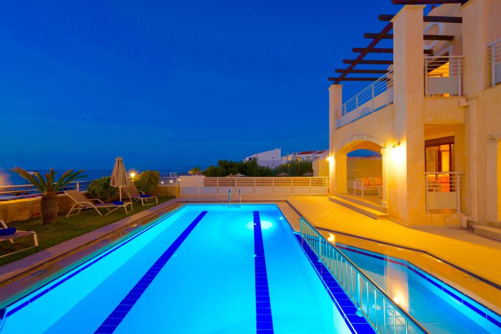 Villa Avra 0*