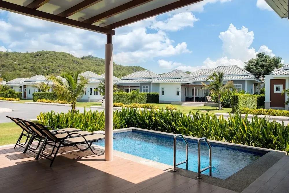 Black Mountain Resort 3*