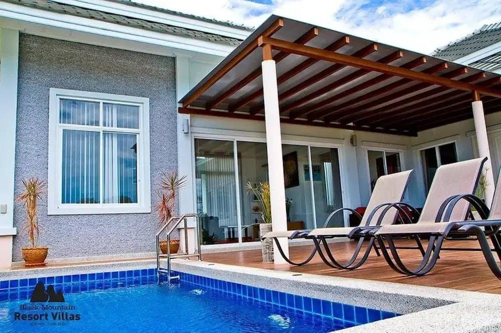 Black Mountain Resort 3*