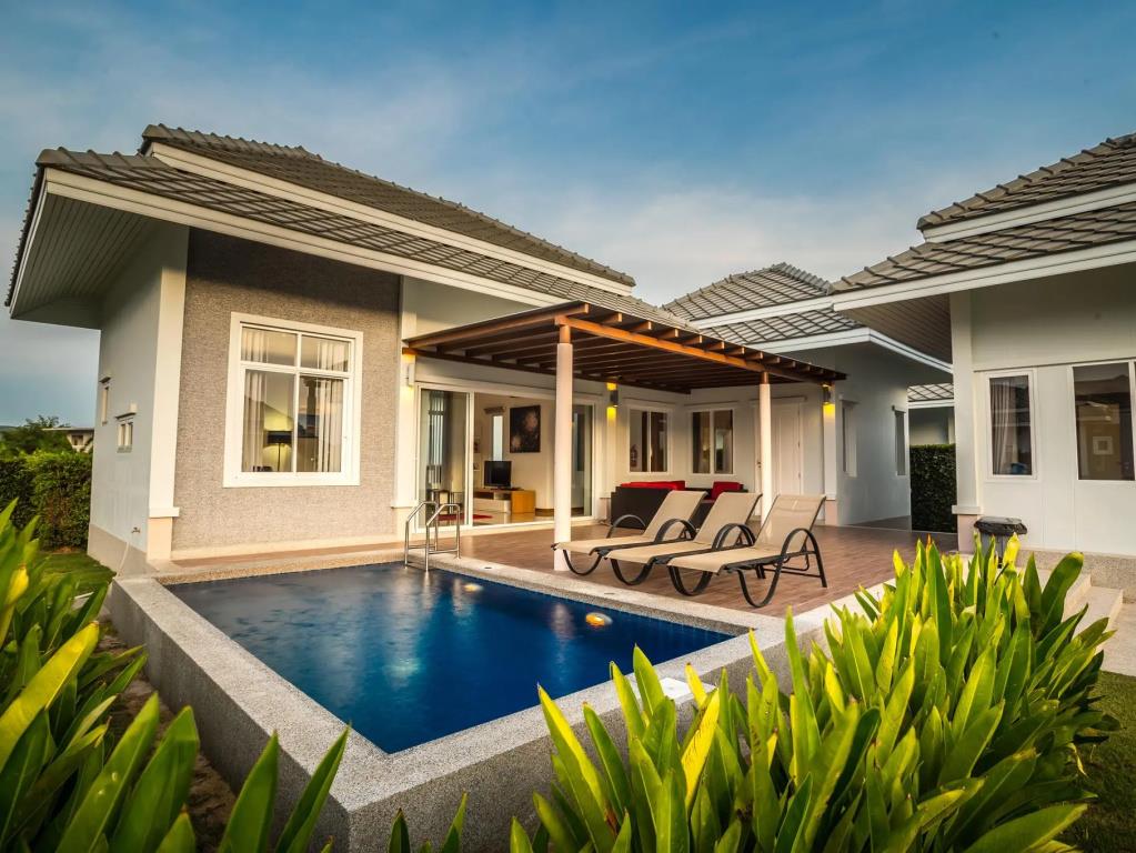 Black Mountain Resort 3*