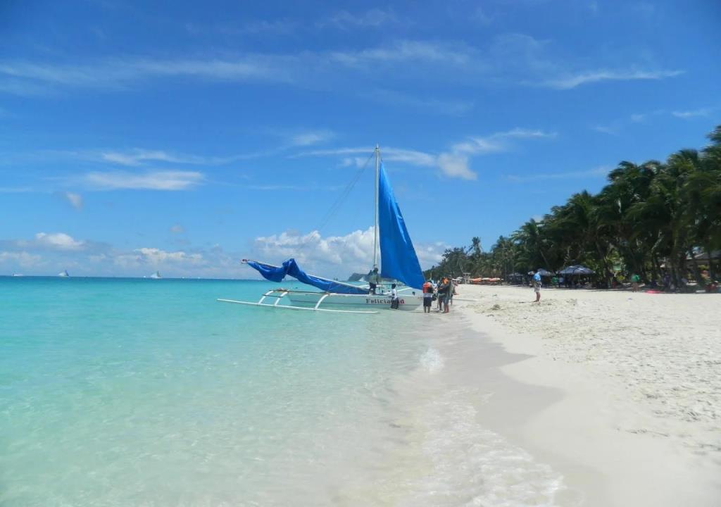 The Beach Anne Boracay 2*