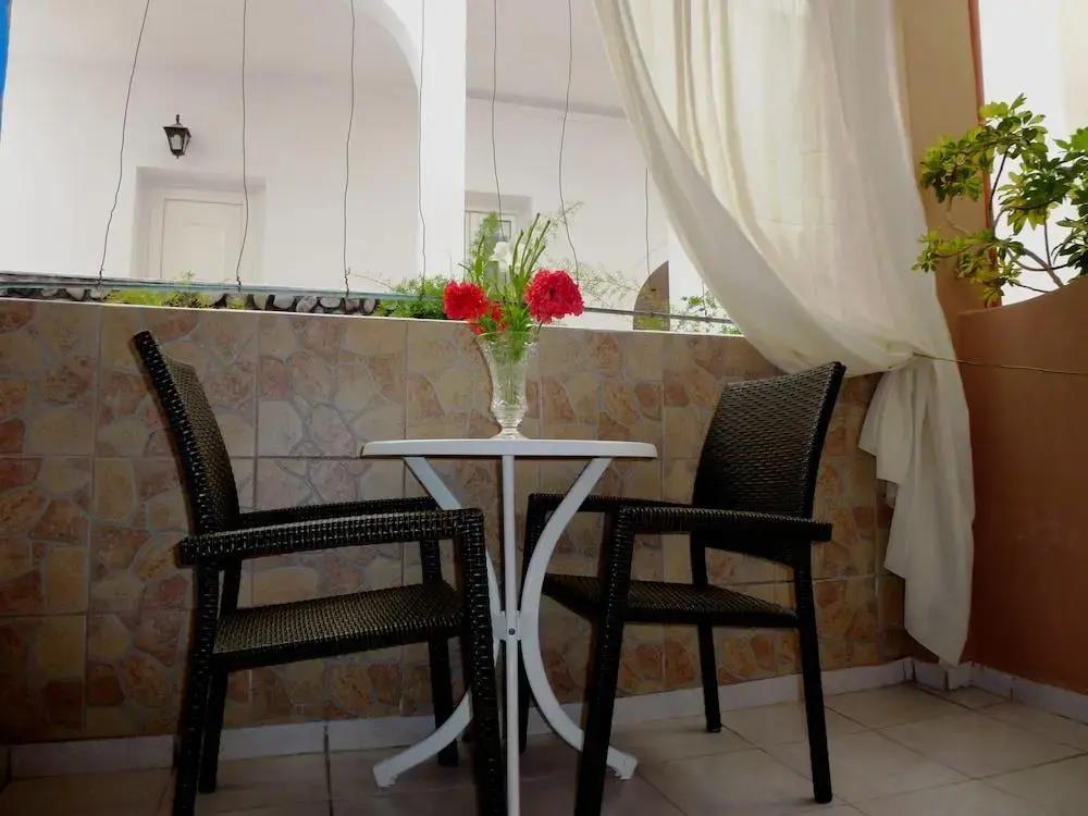 Atalos Suites 0*