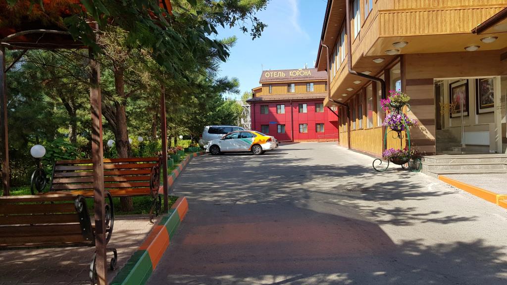 Korona Hotel 0*