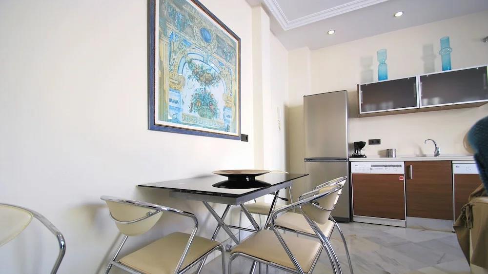 Living Sevilla Apartments 0*