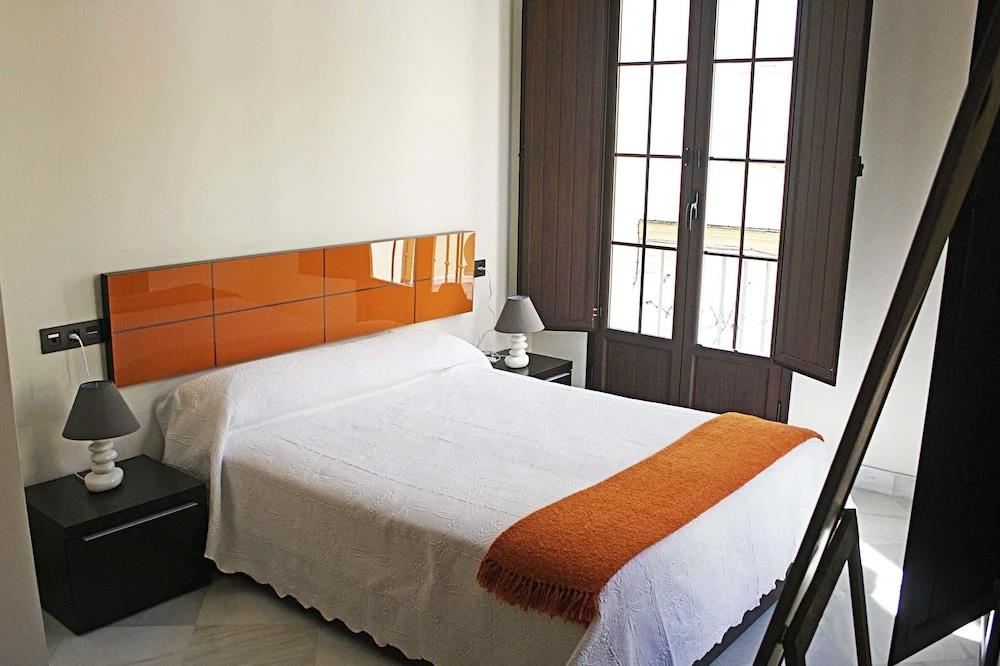 Living Sevilla Apartments 0*