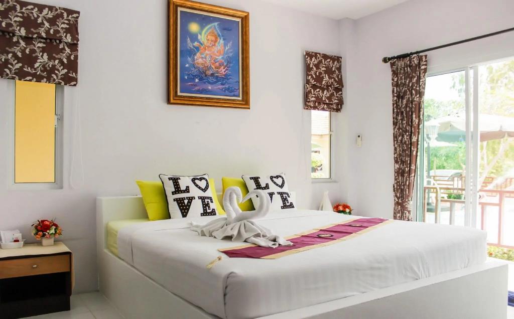Charm Resort Cha-am 3*