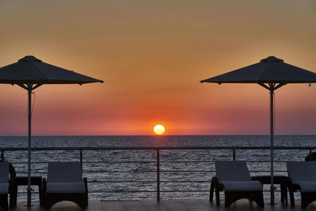 Nanakis Beach Hotel 0*