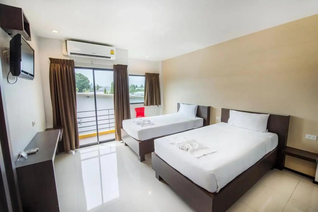 Paradise Resort 3*