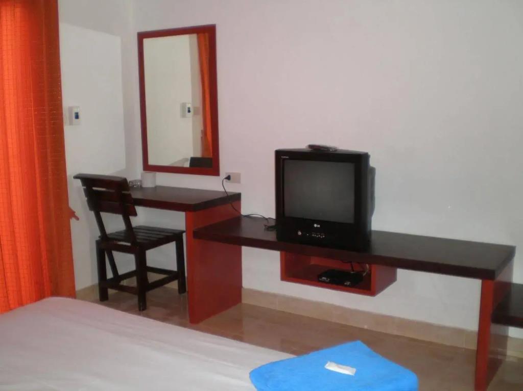 Paradise Resort 3*