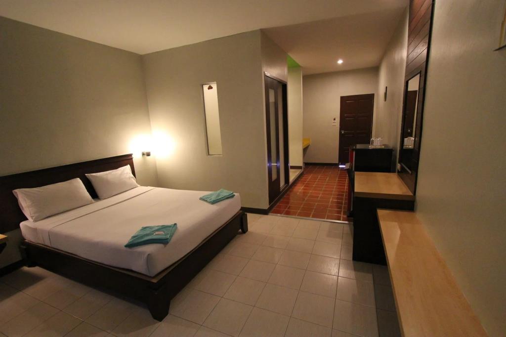 Paradise Resort 3*