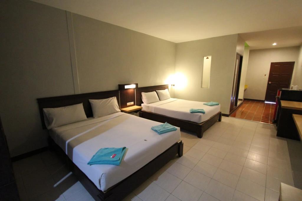 Paradise Resort 3*