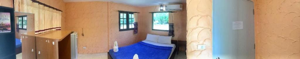 Lamai Chalets 2*
