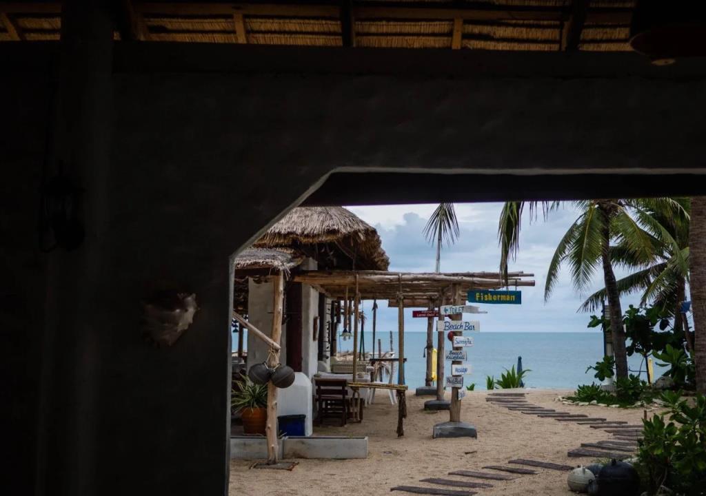Lamai Chalets 2*
