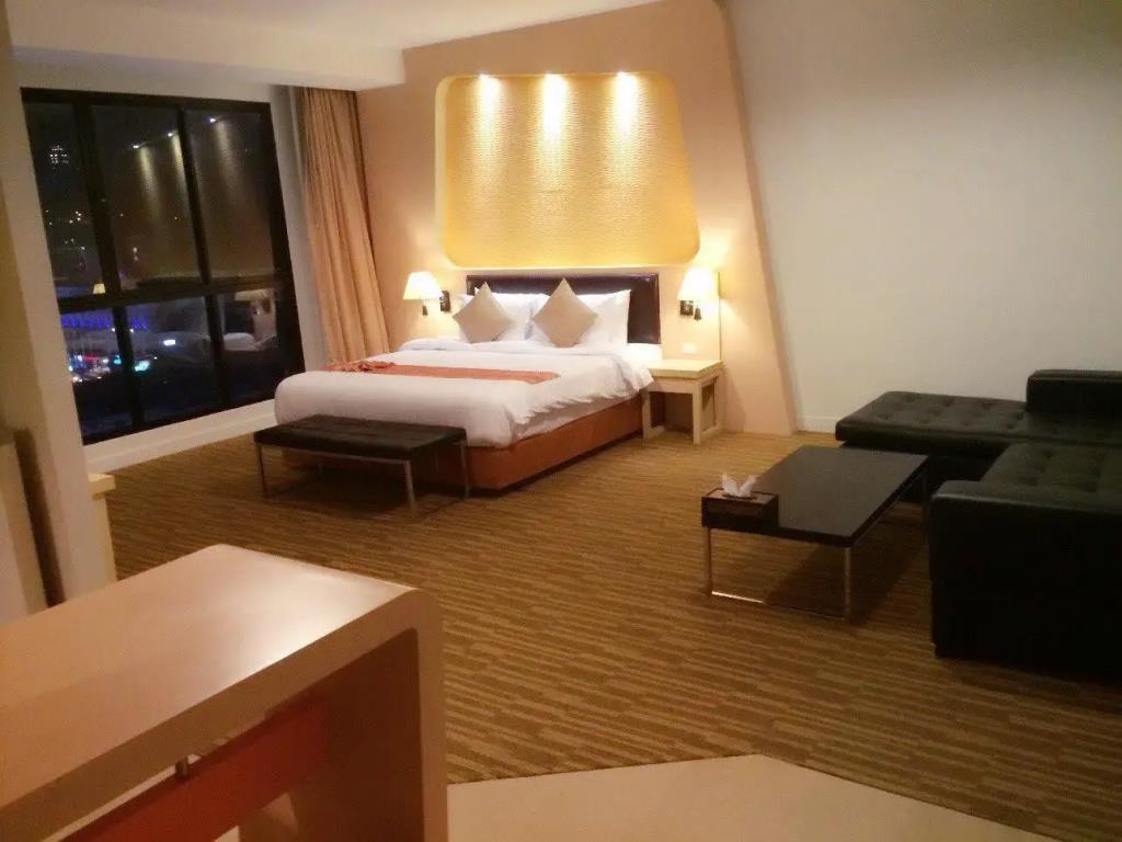 VC Hotel (SHA Extra Plus) 3*