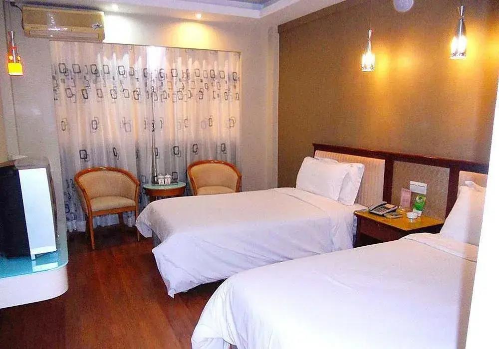 West Lake Hotel 2*