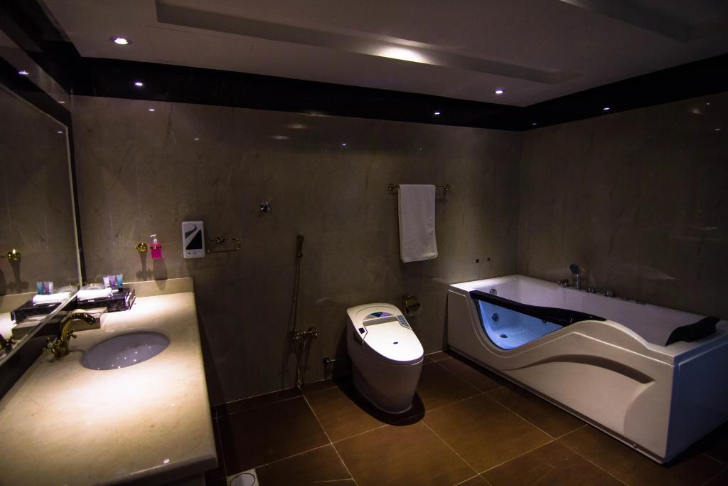 Rest Night Serviced Apartments- AlHamra 0*