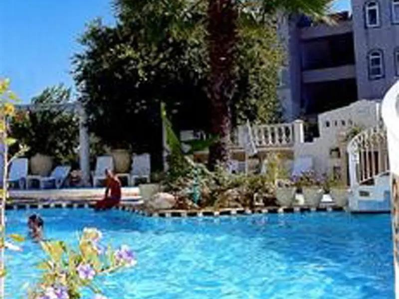 Serenad Hotel 3*